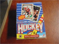 1991-1992 Opeechee Hockey - Unopened box