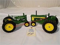 Ertl John Deere 720 and A Tractors 1/16
