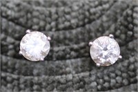 14k White Gold Screw-back Diamond Stud Earrings