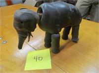 40) Schoenhut elephant