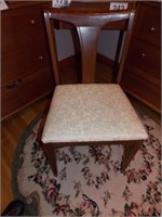 Desk chair w/upholstered seat