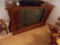 Console RCA Color Trak TV, 45" x 19" x 29" tall