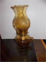Amber glass finger handled oil lamp w/Eagle
