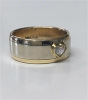 14K WH & YELLOW GOLD BAND W/ HEART SHAPED DIAMOND