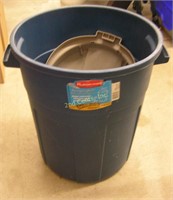 New 20 Gallon Roughneck Garbage Can