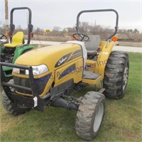 Challenger MT285B MFWD utility tractor