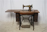 Vintage Singer Sewing Machine W/ Cast Iron Table