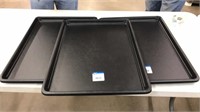 3 plastic replacable trays
