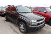 48 2006 CHEVY TRAILBLAZER GRAY