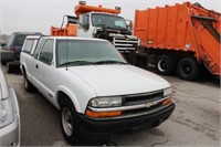 49 2001 CHEVY S10 WHITE