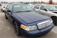 17 2006 FORD CROWN VIC BLUE