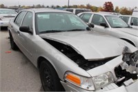 16 2008 FORD CROWN VIC SILVER