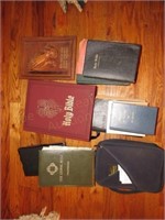 Bibles & Hymnals