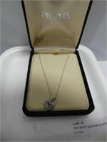10kT WHITE GOLD NECKLACE W/HEART PENDANT