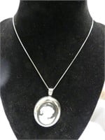 STERLING NECKLACE WITH CAMEO PIN PENDANT