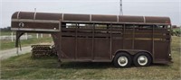 1985 16' Ponderosa Gooseneck Livestock Trailer