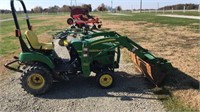 JD 2305 Utility Tractor w/JD 200CX Loader