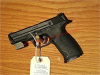 Smith @ Wesson MP40 40cal Handgun 2 clips grip ext