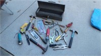 CRAFTSMAN TOOL BOX W/TOOLS