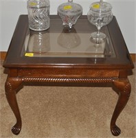 QUEENE ANNE GLASS TOP END TABLES