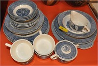 22 PCS OF BLUE AND WHITE CHINA CURRIER IVES
