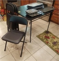 Card table and chairs, bakeware