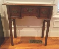 Hekman Furniture occasional table