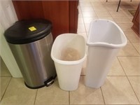 3 Trash cans