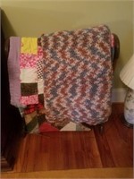 Quilt rack and 3 quilts
