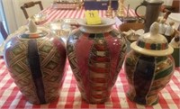 Vase and 2 ginger jars