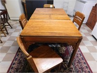 Antique Oak Dining Table w/4 Solid Oak Chairs