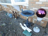 Outdoor Lawn Decor-Metal Bird Bath, Resin Lawn Fig