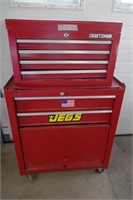 RED CRAFTSMAN TOOL BOX W/ CONTENTS