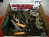 Box w/ assorted tin snips, cutters