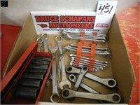 Box of misc combination wrenches