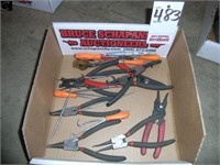 Box of snap ring pliers