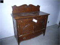 3-drawer/2 door antique dresser