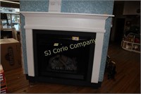 FIREPLACE gas insert with mantle
