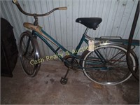 OLD BICYCLE