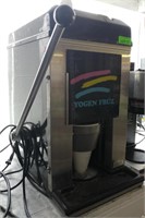 Yogen Fruz Frozen Yogurt Machine
