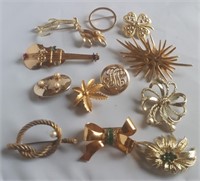 14 Gold look brooches - modern styles