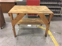 Solid wood work bench