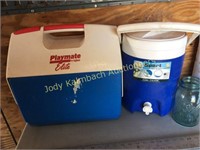 Playmate Elite & Igloo sport beverage coolers