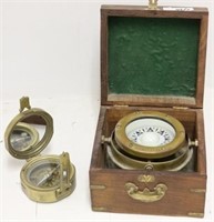 2 COMPASSES TO INCLUDE A BOX COMPASS BY ROSS,
