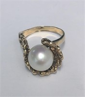 10MM PEARL IN 14K YELLOW GOLD RING
