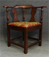 CHIPPENDALE CORNER CHAIR