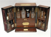 DOCTOR'S PORTABLE MEDICINE CHEST