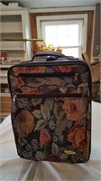 Concourse Medium Size Roller Suitcase