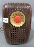 WESTINGHOUSE MODEL 501 RADIO - BROWN