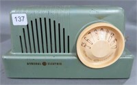 GENERAL ELECTRIC MODEL C401 RADIO
